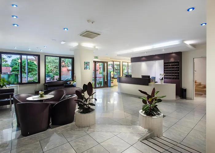 Delle Nazioni تْشيزيناتيكو